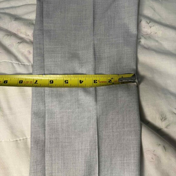 RW&CO. Light Grey Two-Piece Suit - 36R & 30x32 - Picture 11 of 13